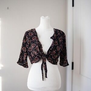 Lulu's Floral Bolero